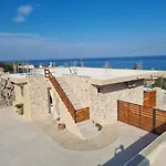 Pasithea Luxury House Case de vacanță *