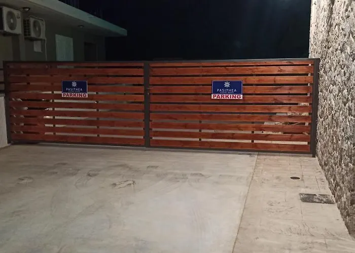 בית נופש Pasithea Luxury House