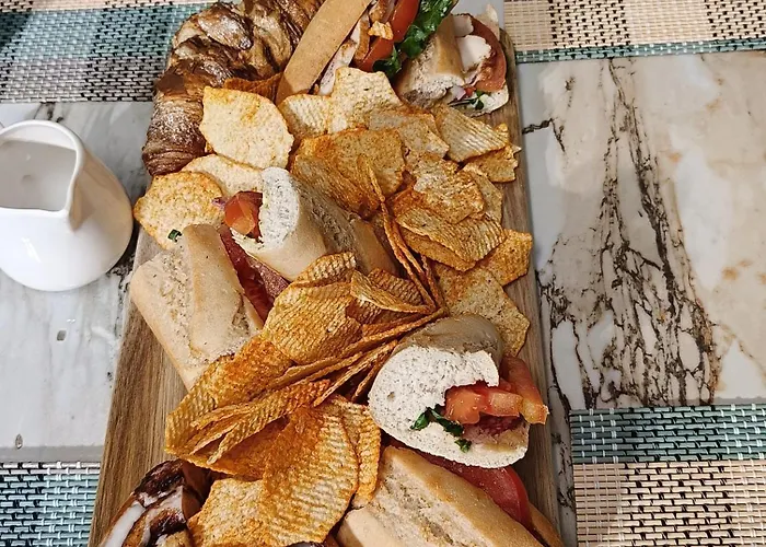 Semesterbostad Pasithea Luxury House